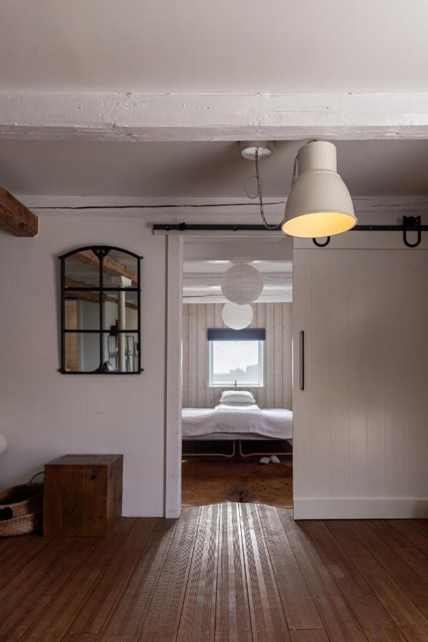 Red Bird Farm Bed & Breakfast Ystad Ngoại thất bức ảnh