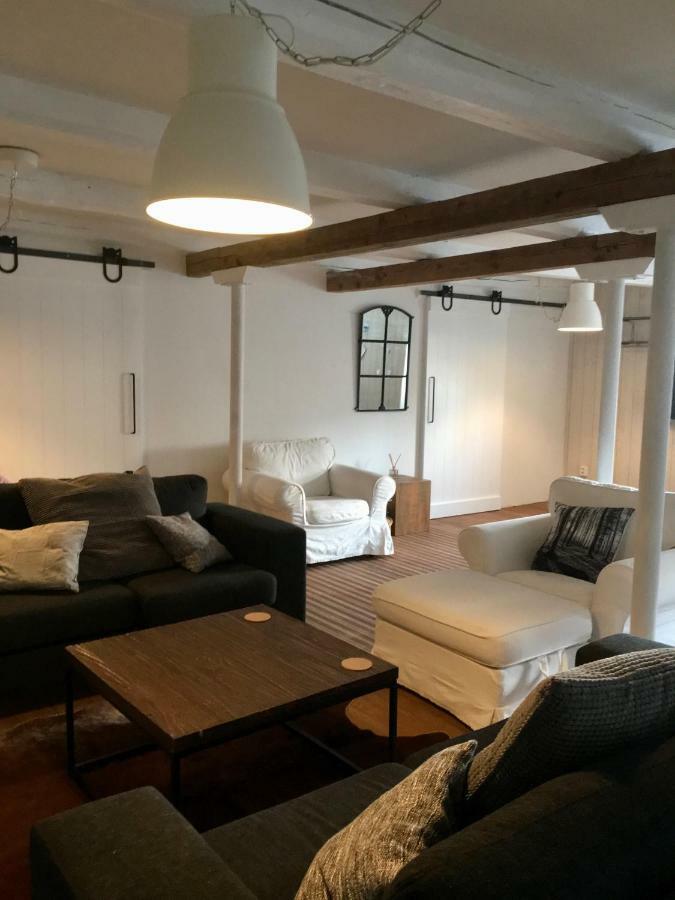 Red Bird Farm Bed & Breakfast Ystad Ngoại thất bức ảnh