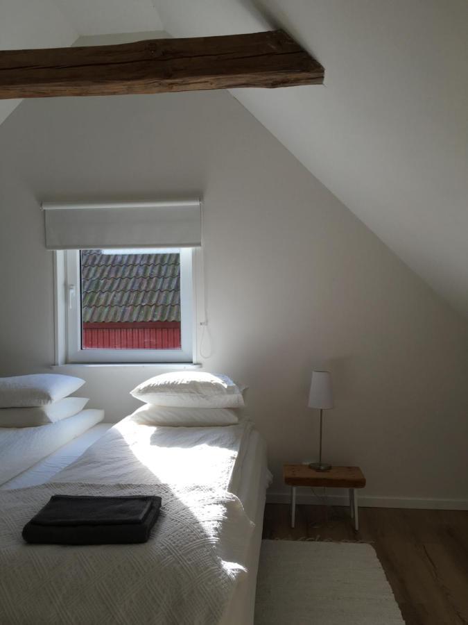 Red Bird Farm Bed & Breakfast Ystad Ngoại thất bức ảnh